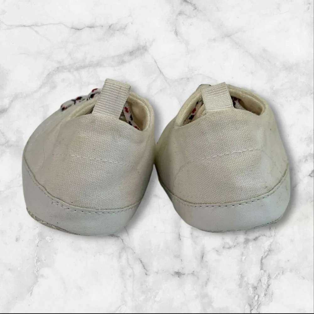Baby Gap crib shoes size 12-18 months